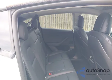 2022 Tesla Model Y Performance Dual Motor All-Wheel Drive from USA, damaged, VIN 7SAYGDEF4NF521561